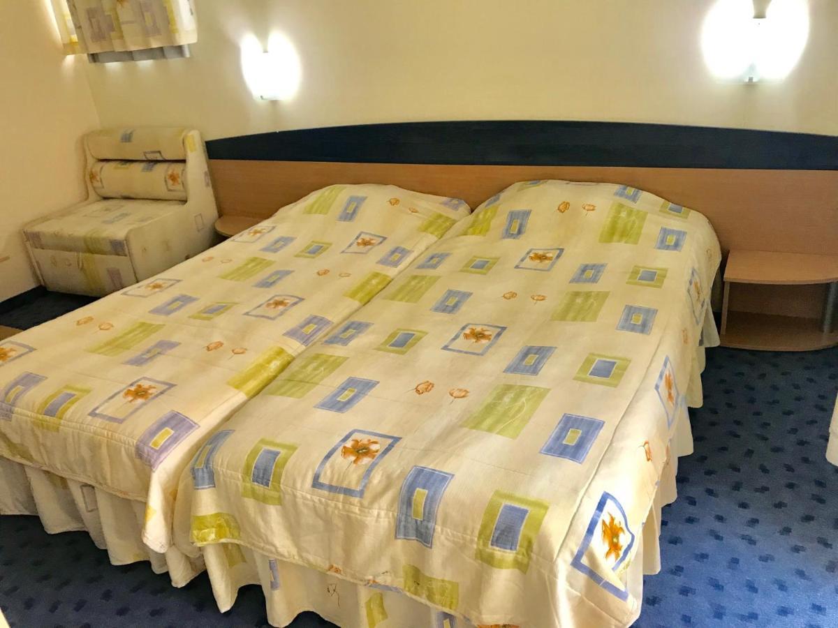 Hotel Riviera Rawda Zewnętrze zdjęcie
