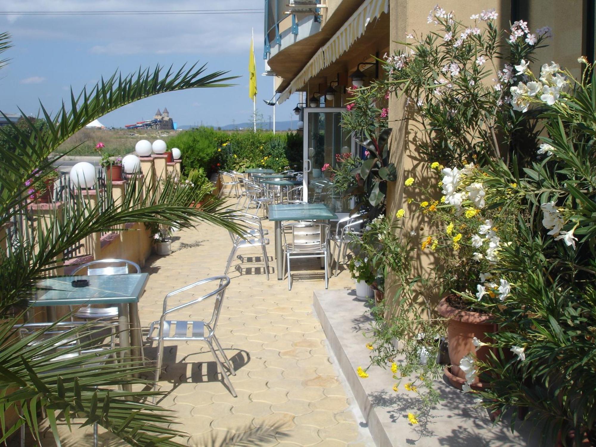 Hotel Riviera Rawda Zewnętrze zdjęcie